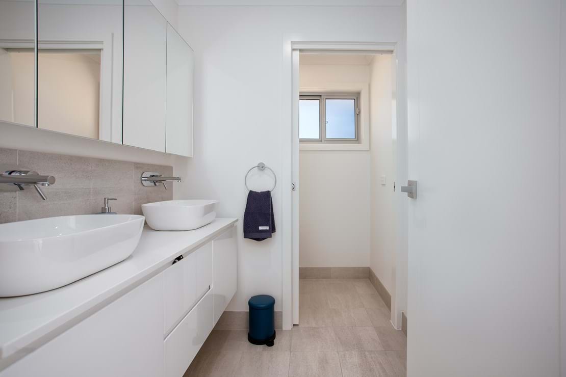 Canberra Granny Flat Builders Chisholm Display Home - Bathroom 2